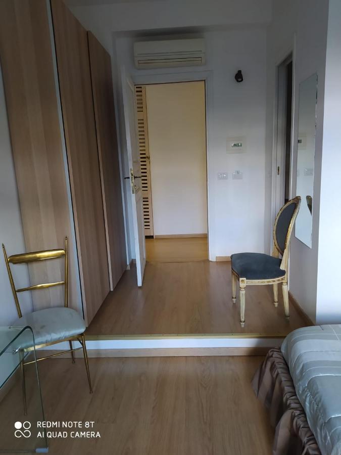 Vanity Apartment - 4 Bedrooms With 4 Bathrooms - Ac & Wifi Roma Ngoại thất bức ảnh