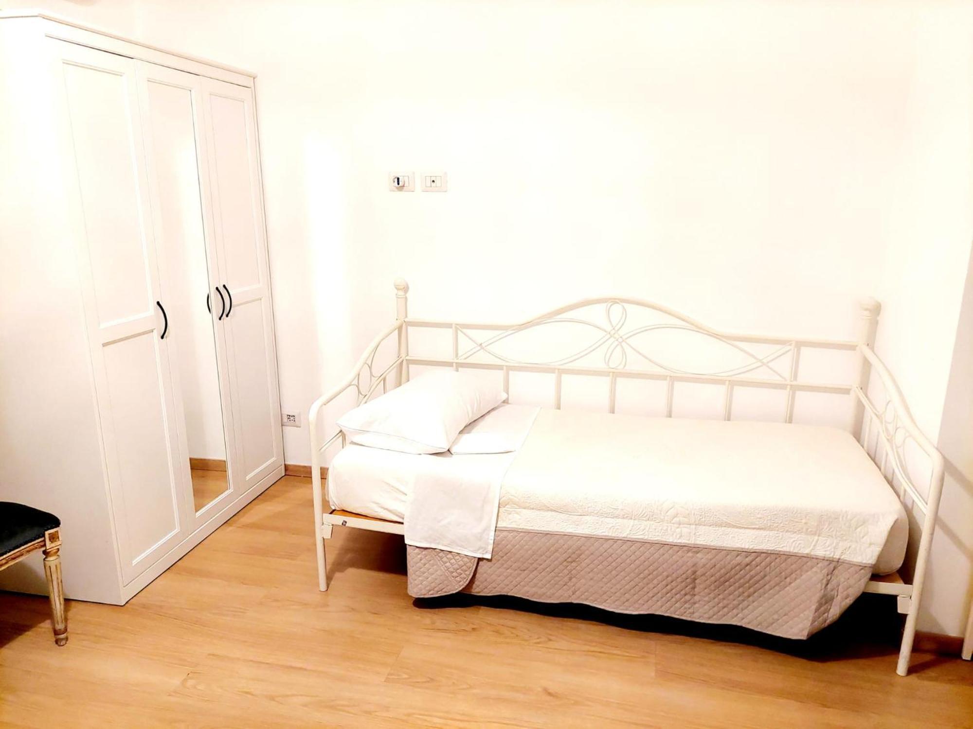 Vanity Apartment - 4 Bedrooms With 4 Bathrooms - Ac & Wifi Roma Ngoại thất bức ảnh